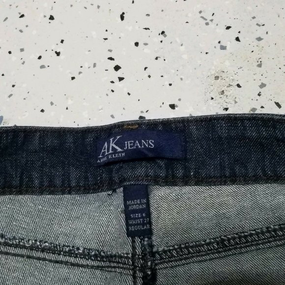 AK Anne Klein Women's Denim Capri Jeans ~ Sz 6 - Picture 3 of 5
